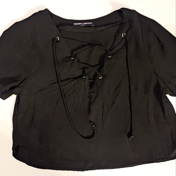✨ Brandy Melville Cropped Laced Top - Picture 1 of 5